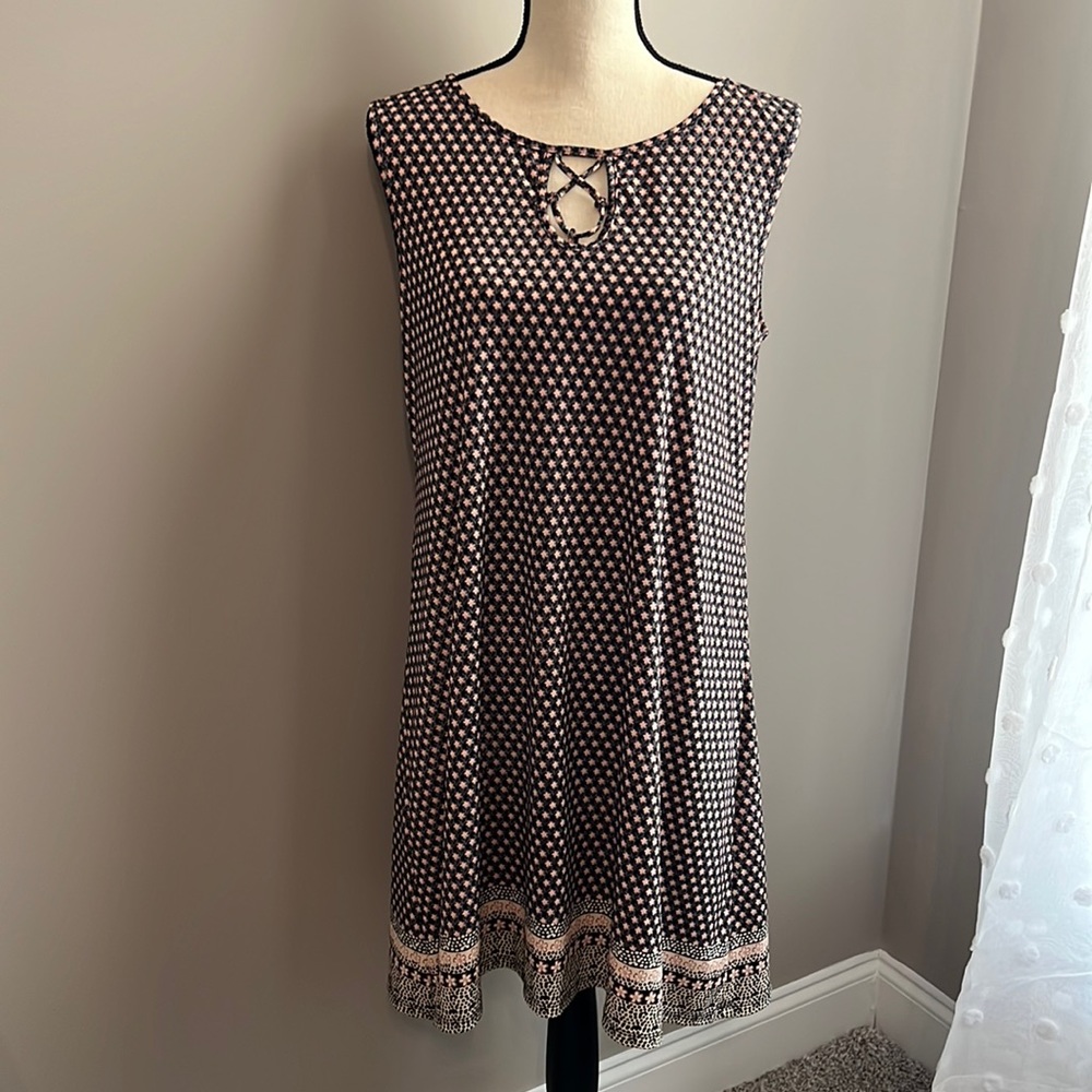 Sleeveless dress…Size Large